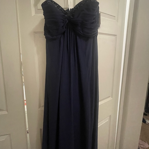 David’s bridal dress - Picture 2 of 6